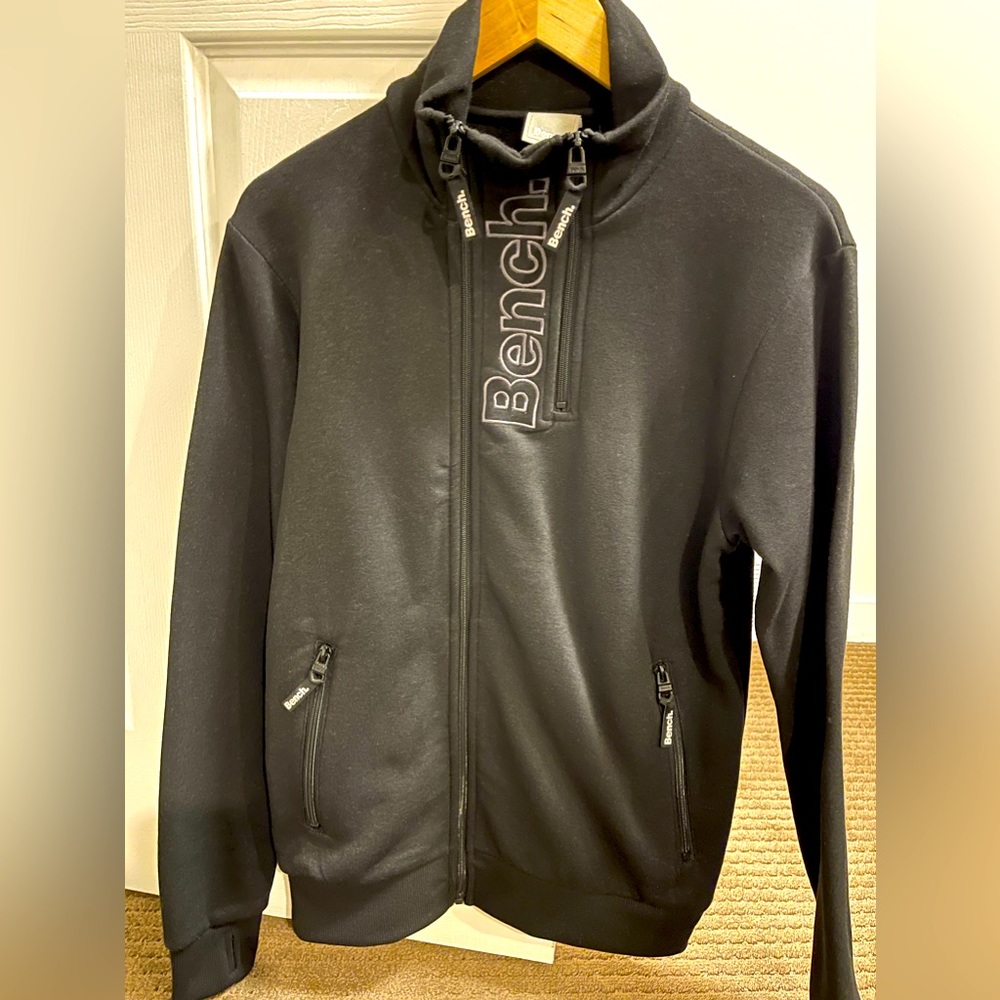 Bench mens track jacket size small